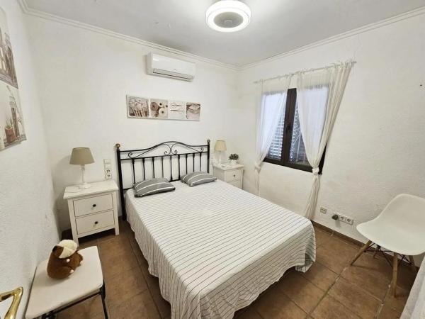 Casa independiente en calle Òliba