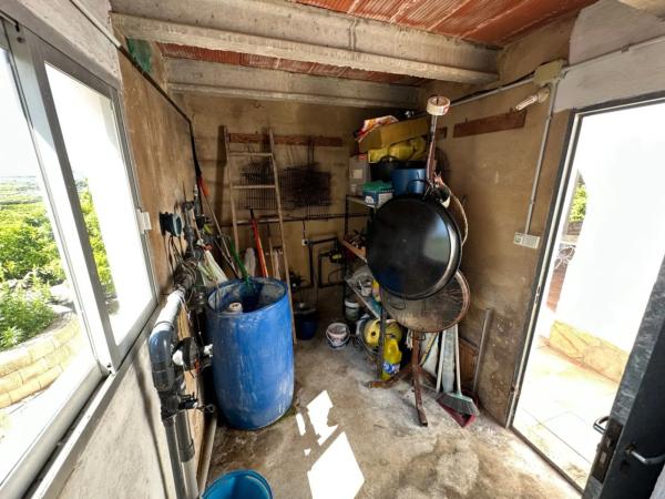 Finca rústica en avenida de Pego