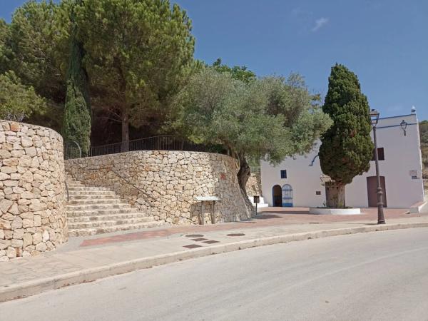 Finca rústica en camino de la Sisca