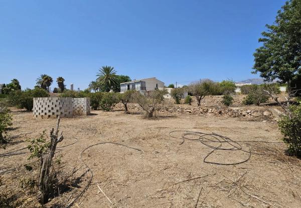 Finca rústica en camino Azagador de Soria