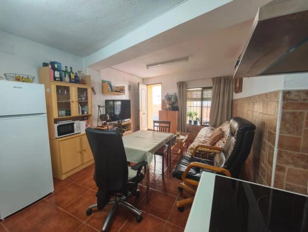 Chalet adosado en calle Sant Rafel