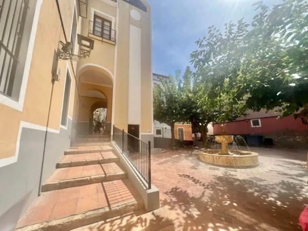 Chalet adosado en calle Costereta