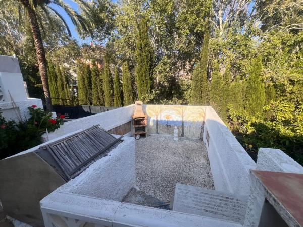 Chalet adosado en CL Paz La