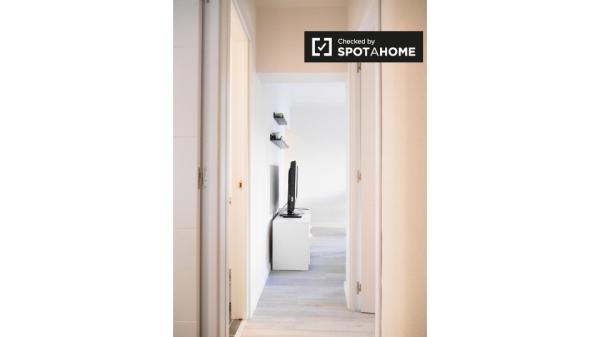 Apartamento de 3 dormitorios en alquiler en Campamento, Madrid