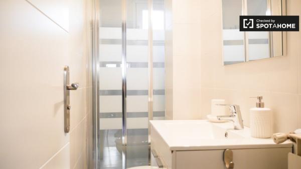 Apartamento de 3 dormitorios en alquiler en Campamento, Madrid