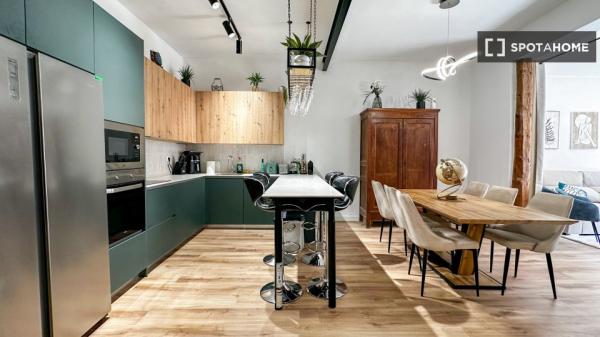 Zimmer in einer Wohngemeinschaft in Madrid