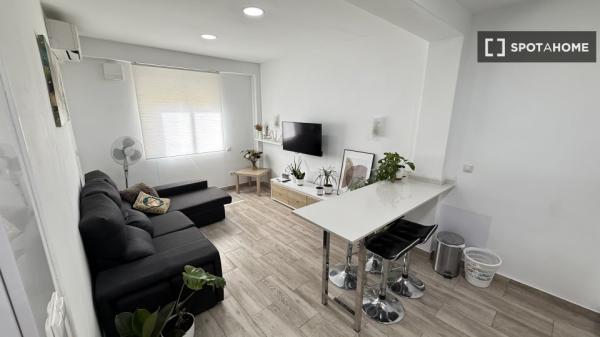 Pokój we wspólnym mieszkaniu w València