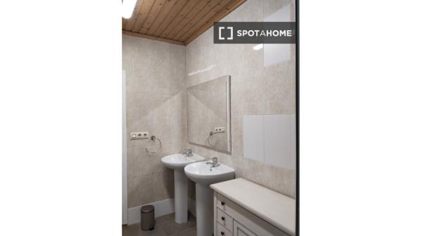 Habitación en piso compartido en Bilbao