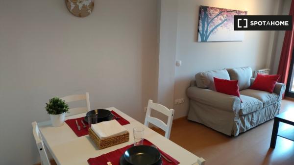 Apartamento de 2 dormitorios en alquiler en Alcalá de Henares
