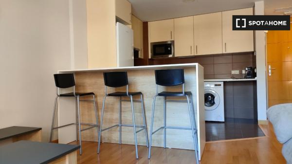 Piso en alquiler de 2 habitaciones en Alcalá de Henares, Madrid