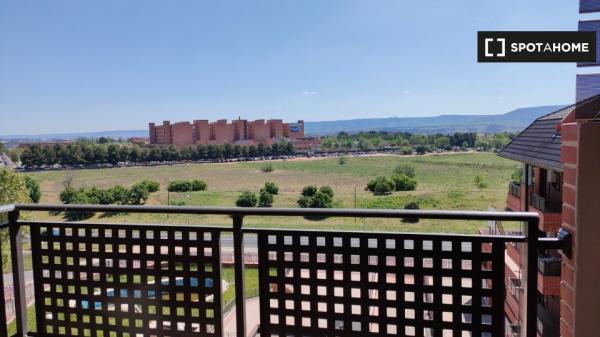 Apartamento de 2 habitaciones en alquiler en Alcalá de Henares.