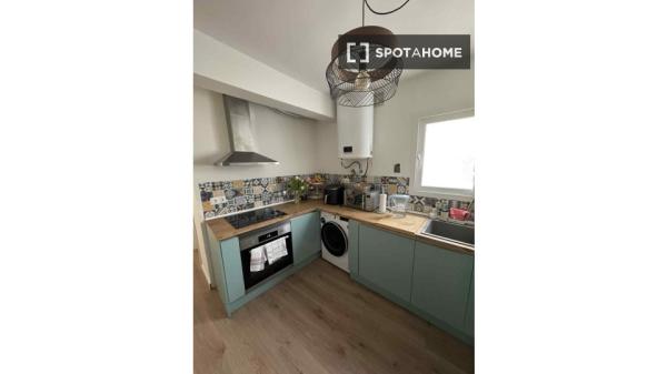 Room in shared apartment in València