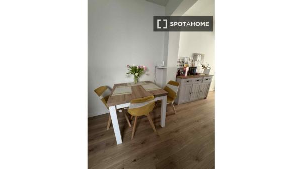 Room in shared apartment in València