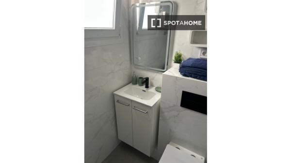 Estudio en alquiler en el Poble Sec, Barcelona