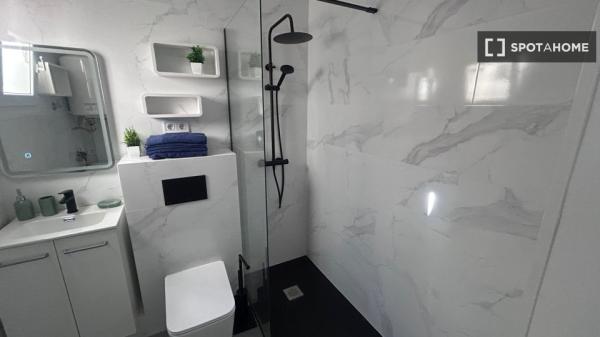 Estudio en alquiler en el Poble Sec, Barcelona