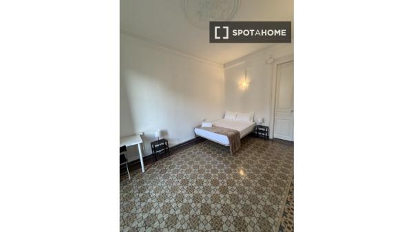 Zimmer in einer Wohngemeinschaft in Barcelona