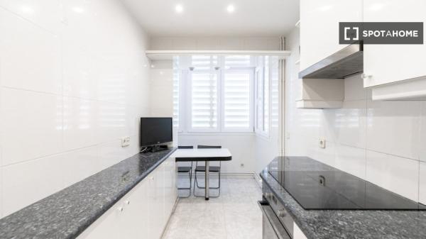 Apartamento de 3 habitaciones en alquiler en La Font d'en Fargues.