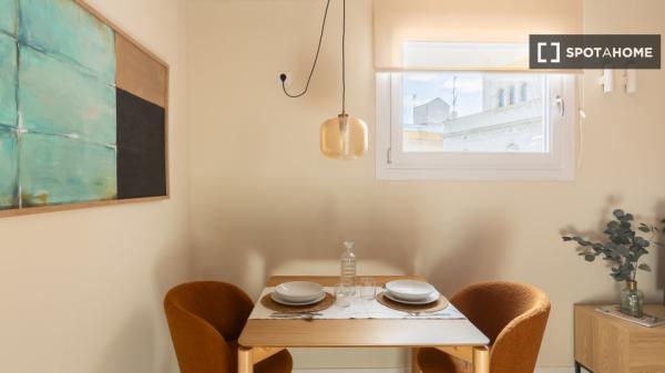 Estudio en alquiler en El Poble Sec, Barcelona