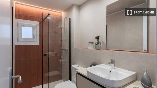 Estudio en alquiler en El Poble Sec, Barcelona