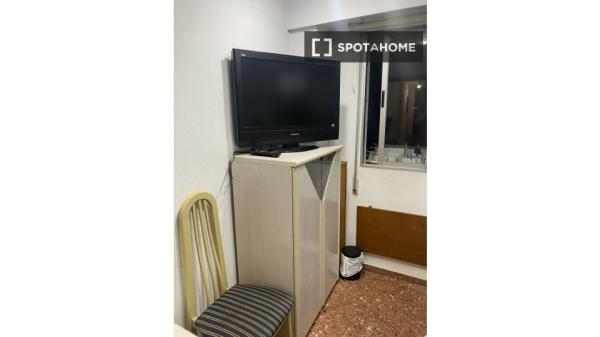 Room in shared apartment in València