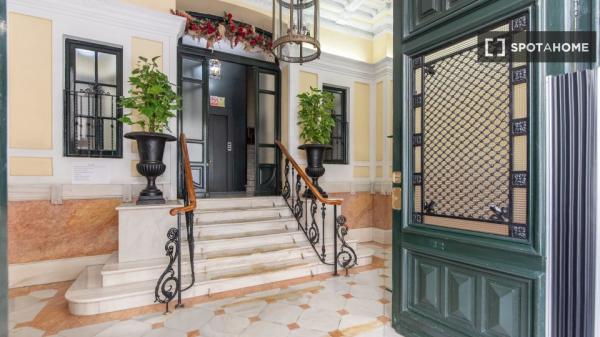 Estudio en alquiler en Sol, Madrid