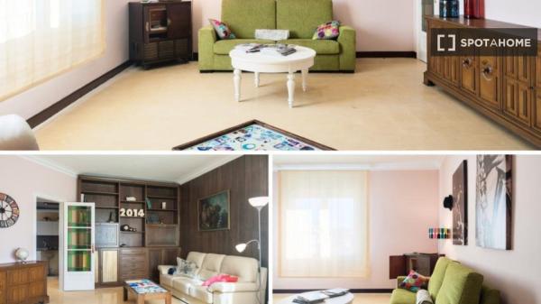 Se alquila piso de 4 habitaciones en La Nova Esquerra.