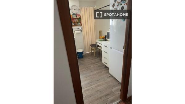 Room in shared apartment in València