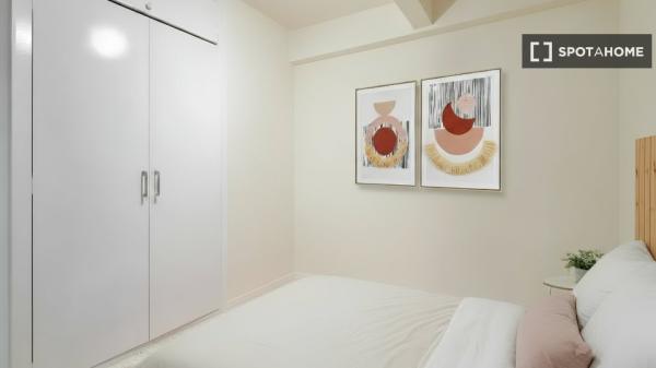 Apartamento de 3 habitaciones en alquiler en Pedralbes, Barcelona.