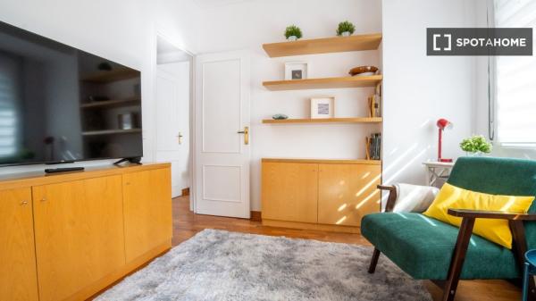 Apartamento de 2 dormitorios en alquiler en Sant Gervasi, Barcelona
