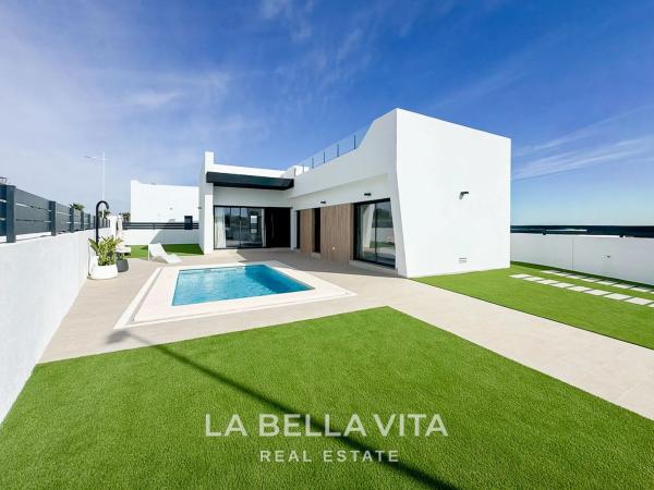 Villa en San Miguel de Salinas