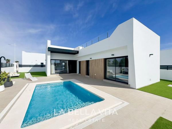 Villa en San Miguel de Salinas