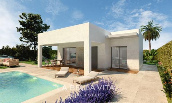 Villa en Hondón de las Nieves