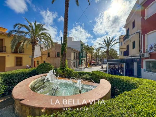 Villa en Hondón de las Nieves