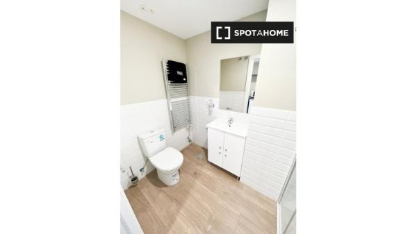 Furnished room for rent in Salamanca