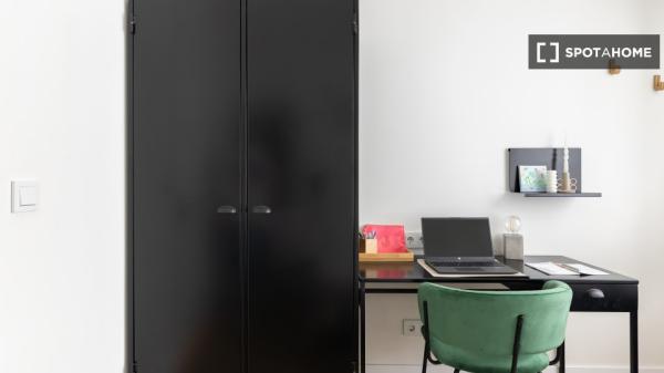 Zimmer in Wohngemeinschaft in Indautxu, Bilbao zu vermieten