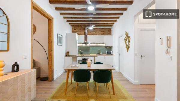 Appartement de 2 chambres à El Raval, Barcelone.