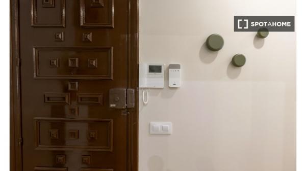 Piso de 3 habitaciones en El Camp d'en Grassot, Barcelona.