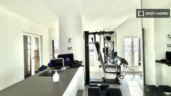 Apartamento de 2 dormitorios en alquiler en Palacio, Madrid