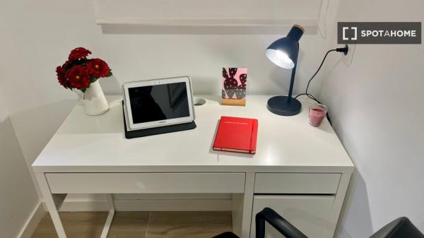 Habitación en piso compartido en Burjassot