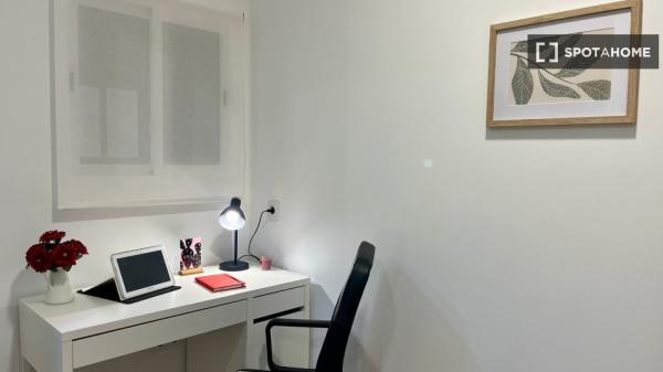 Habitación en piso compartido en Burjassot