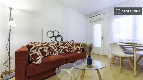 Habitación en piso compartido de 4 habitaciones en Alicante