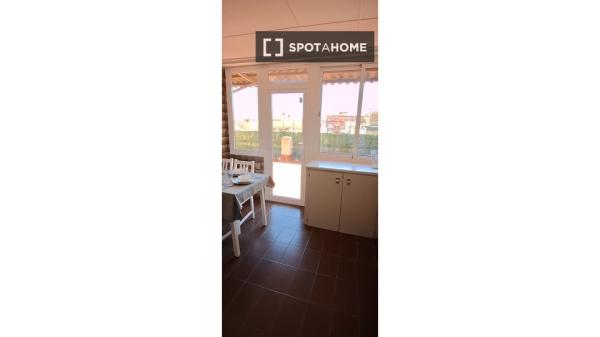 Appartement de 5 chambres à louer à Alberic, Valence