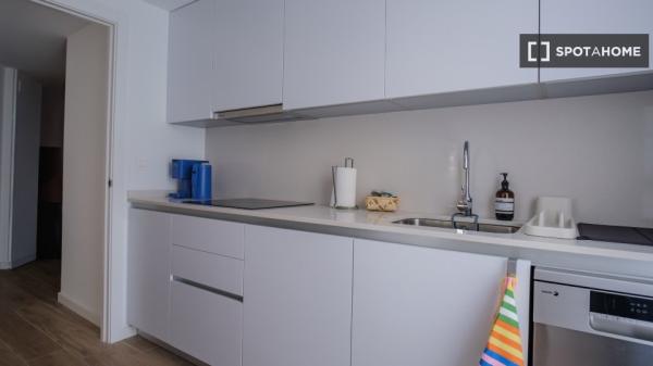 Apartamento de 2 habitaciones en alquiler en La Punta, Valencia