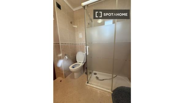 Habitación en piso compartido en Málaga