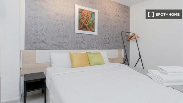 Apartamento de 2 dormitorios en alquiler en Trafalgar, Madrid