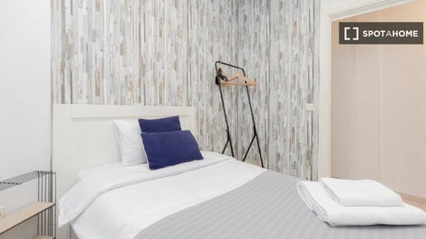 Apartamento de 2 dormitorios en alquiler en Trafalgar, Madrid