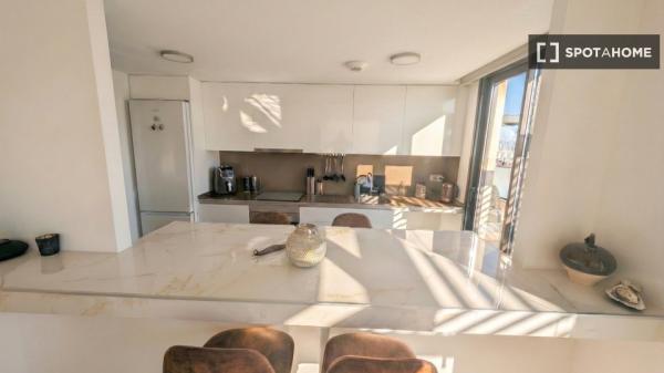 Apartamento de 3 habitaciones en La Punta, Valencia, en alquiler