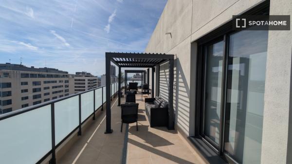 Apartamento de 3 habitaciones en La Punta, Valencia, en alquiler
