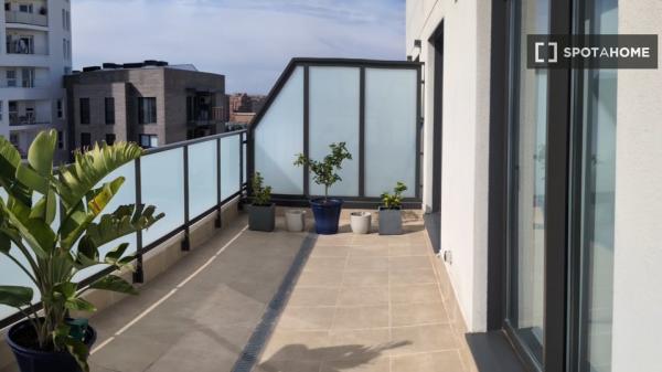 Apartamento de 3 habitaciones en La Punta, Valencia, en alquiler