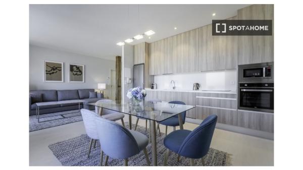 Piso de 2 habitaciones en alquiler en el Centro de San Sebastián